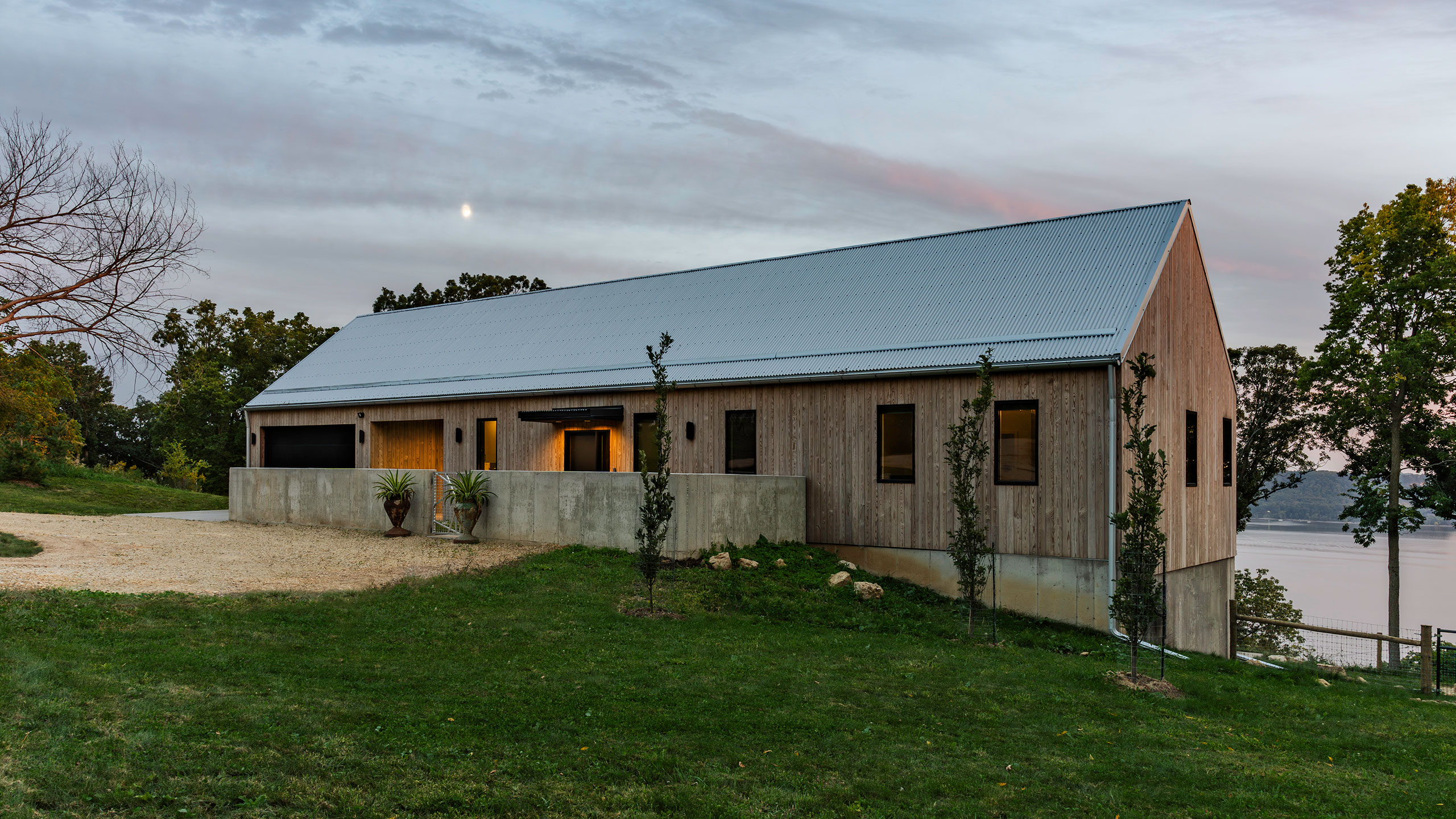 Arbor-Wood_Bay-City-Residence_Front_Angle_Evening_16x9_DSC06232_LR